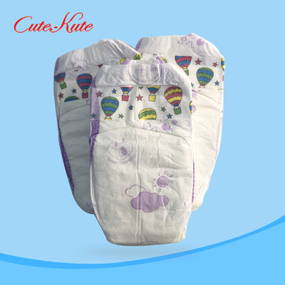 Couche-culotte jetable absorbante superbe de bébé