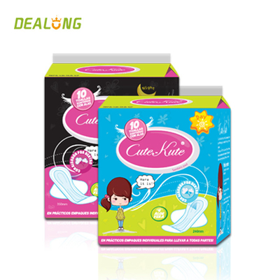 Emballage individuel de serviettes hygiéniques perforées adhésives de dames
