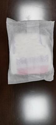 Des serviettes hygiéniques à haute perméabilité à la respiration avec enveloppe individuelle et contrôle des odeurs