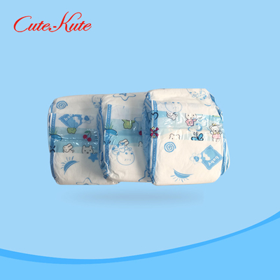 Couche-culotte non tissée jetable nouveau-née unisexe de soins de santé de couches